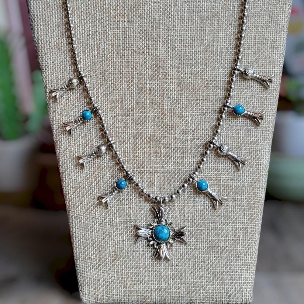1970s vintage faux turquoise squash blossom necklace silver tone‎ 24 inches